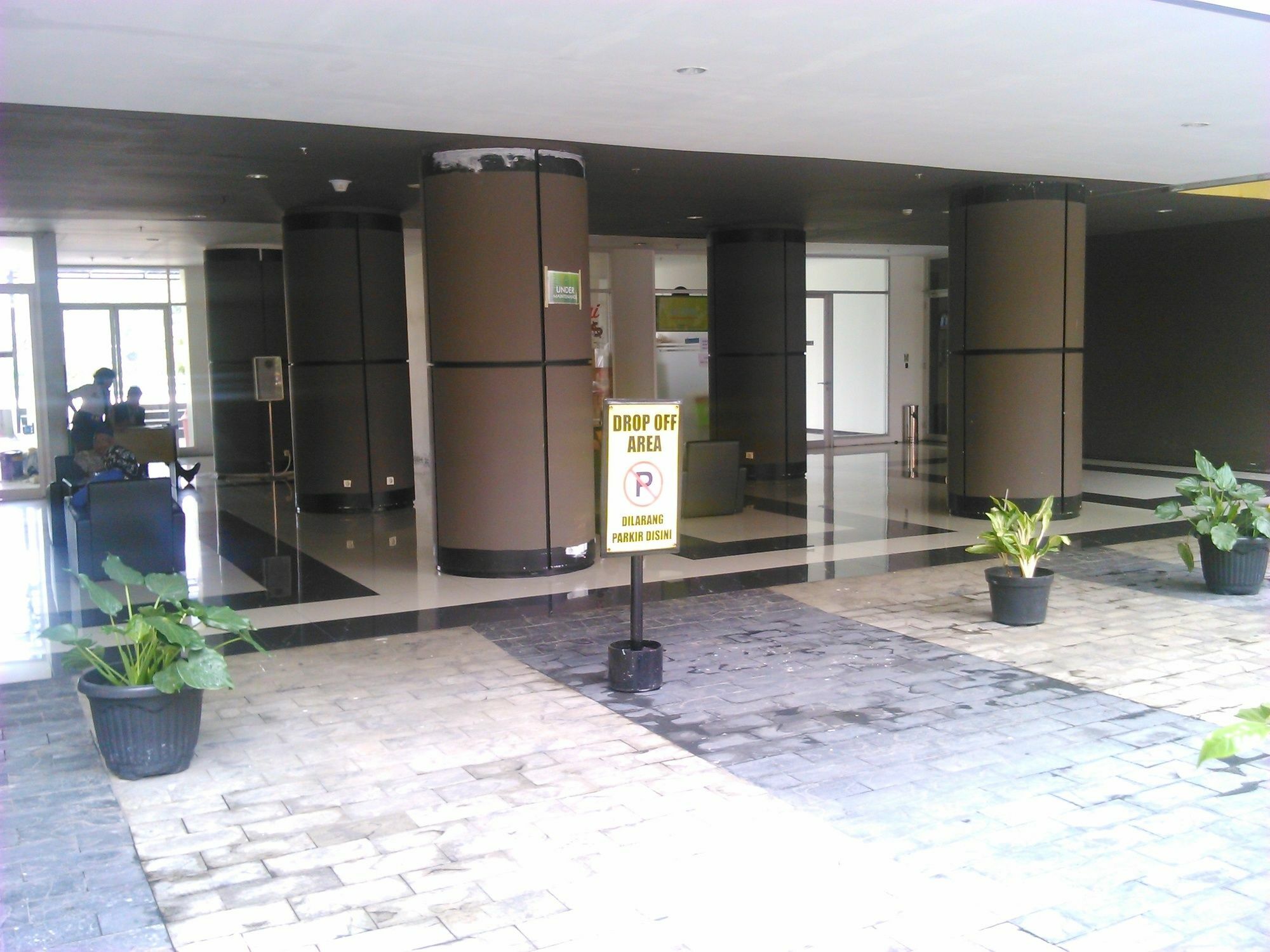 The Suites Metro Apartment - Putri Μπαντούνγκ Εξωτερικό φωτογραφία